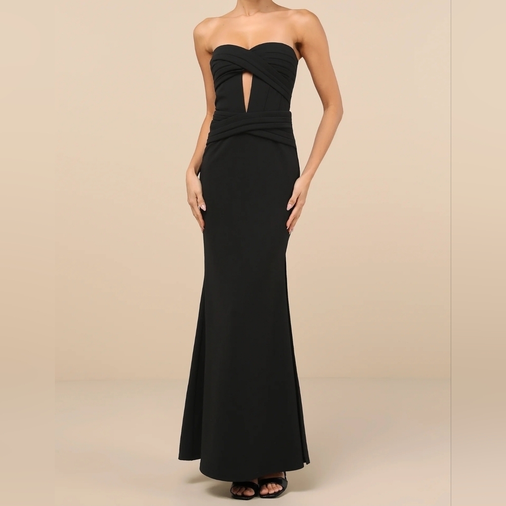 Lulu's Black Strapless Twist Front Gown